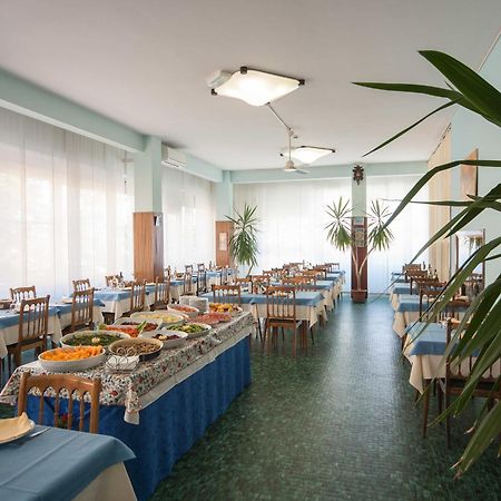 Hotel Madison 里乔内 外观 照片