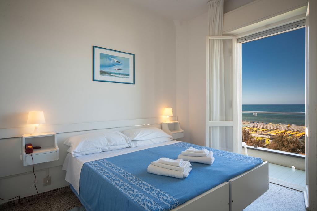 Hotel Madison 里乔内 外观 照片