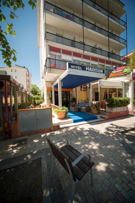 Hotel Madison 里乔内 外观 照片